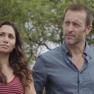 Fotoğraf Alex O'Loughlin