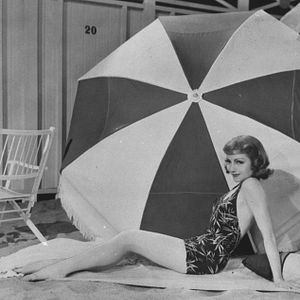 Fotoğraf Claudette Colbert