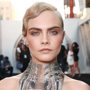 Fotoğraf Cara Delevingne
