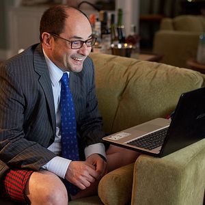 Fotoğraf Bajo el mismo techo