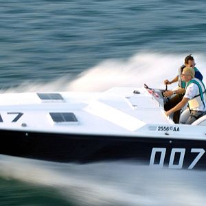 Fotoğraf Speed Kills