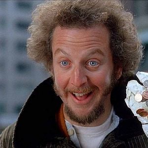 Fotoğraf Evde Tek Başına 2