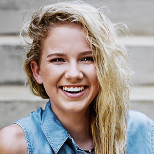 Fotoğraf Daniah De Villiers