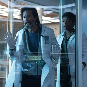 Fotoğraf Henry Ian Cusick