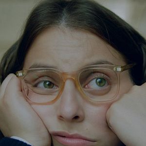 Fotoğraf How to Build a Girl