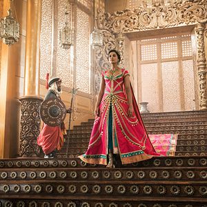 Fotoğraf Naomi Scott