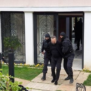 Fotoğraf Eşkıya Dünyaya Hükümdar Olmaz