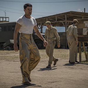 Fotoğraf Christopher Abbott