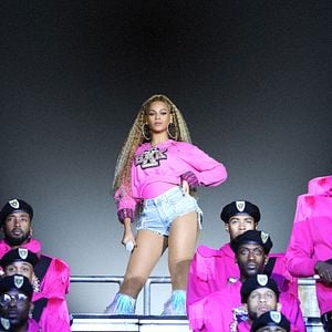 Fotoğraf Homecoming