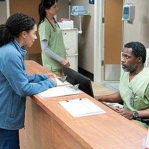 Fotoğraf Kelly McCreary