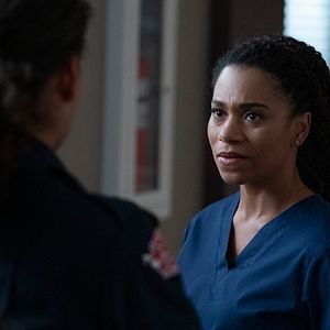 Fotoğraf Kelly McCreary