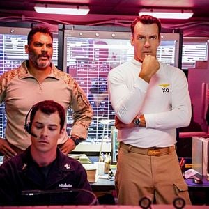 Fotoğraf David James Elliott