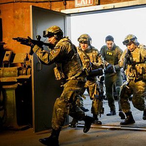 Fotoğraf Noah Mills