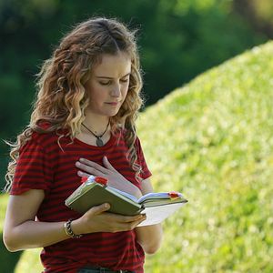 Fotoğraf Intrigo: Dear Agnes