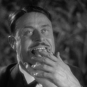 Fotoğraf L'Age d'Or