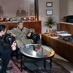 Fotoğraf Eşkıya Dünyaya Hükümdar Olmaz