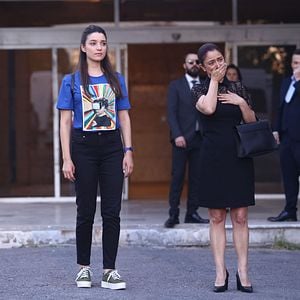 Fotoğraf Zengin ve Yoksul