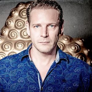 Fotoğraf Nicholas Facey