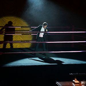 Fotoğraf Chris Lowell