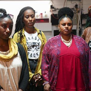 Fotoğraf Zuri Adele