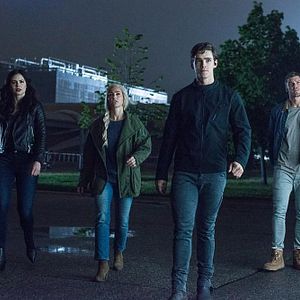 Fotoğraf Brenton Thwaites