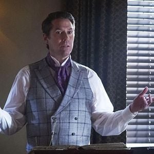 Fotoğraf Alexis Denisof