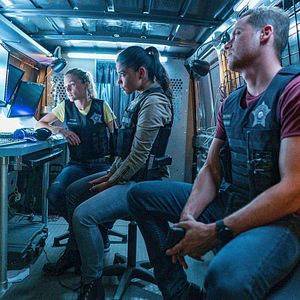 Fotoğraf Tracy Spiridakos