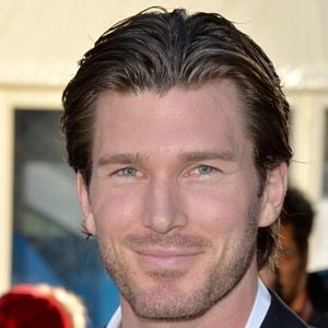 Fotoğraf Christopher Russell