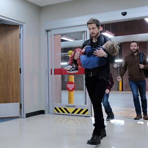 Fotoğraf Matt Czuchry