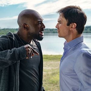 Fotoğraf Adrian Holmes