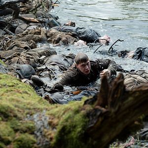 Fotoğraf George MacKay