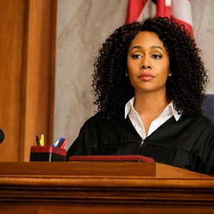 Fotoğraf Simone Missick