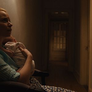 Fotoğraf Lauren Ambrose