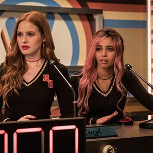 Fotoğraf Madelaine Petsch