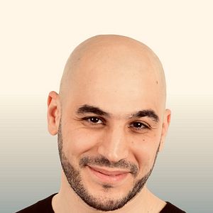 Fotoğraf Mehdi Djaadi