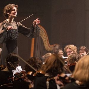 Fotoğraf Bir Kadın Zaferi