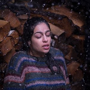 Fotoğraf Toprak ve Kan