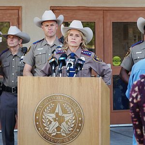 Fotoğraf Kim Dickens