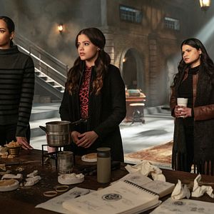 Fotoğraf Madeleine Mantock