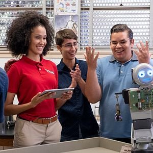 Fotoğraf Never Have I Ever