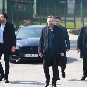 Fotoğraf Eşkıya Dünyaya Hükümdar Olmaz