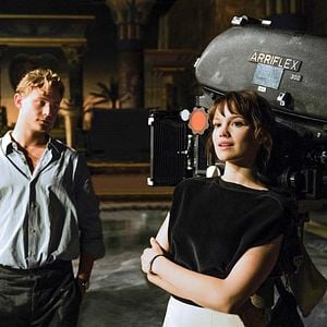 Fotoğraf Aşk ve Savaş