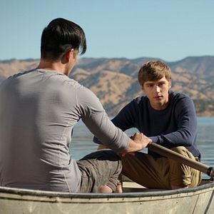 Fotoğraf Ross Butler