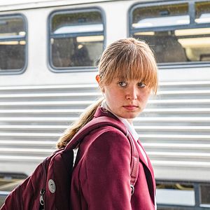 Fotoğraf Eliza Scanlen