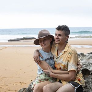 Fotoğraf Eliza Scanlen