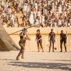 Fotoğraf Lilly Aspell