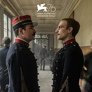 Fotoğraf Subay ve Casus