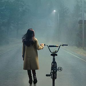 Fotoğraf Home Before Dark