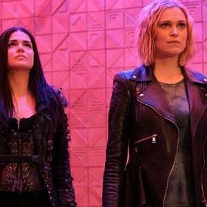 Fotoğraf Marie Avgeropoulos