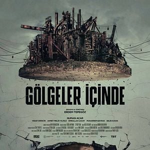 Fotoğraf Gölgeler İçinde